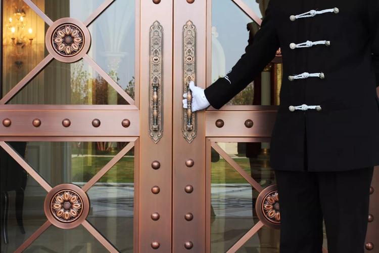 从“硬建筑”到“软服务” 物业服务何以成为美好生活的关键支点